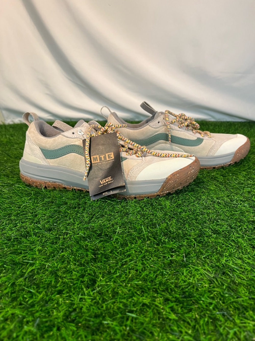 Vans Ultrarange Exo Mte-1 Marshmallow Mens Shoes Size 8.5 Womens 10 Ultracush